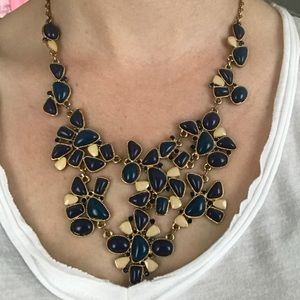 BCBG statement necklace-hardly worn!